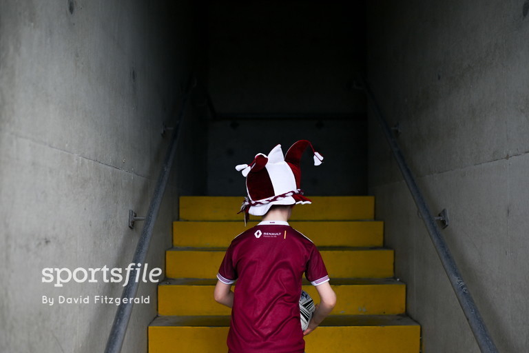 Westmeath supporter Connell Broderick, age 7, arrives before the Leinster GAA Football Senior Championship Round 1 match between Westmeath and Wicklow at Laois Hire O’Moore Park in Portlaoise. 📸 @sportsfiledfitz sportsfile.com/more-images/77…