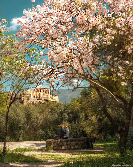 Athens #Greece (by kyriakos.shots)