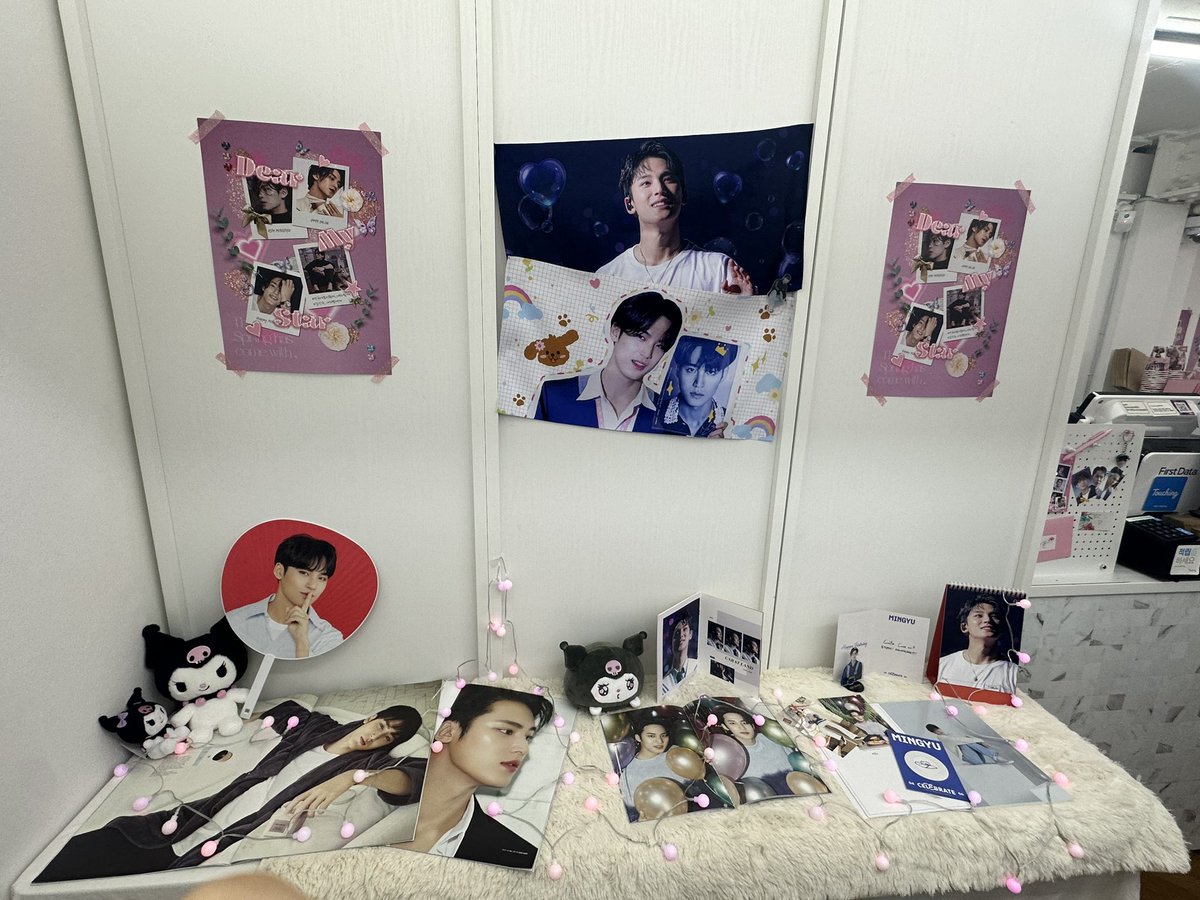 💌 카페 러비니돌

 컨셉 넘 취저여서 꼭 꼭 가구싶었는데 거의 여기 앉아서 살다온것 같은 기분이랄까? 진짜 친절하시고 다정하시고 사랑 많으신 분들과 함께해서 기뻤다구여💖
저 슬로건 너무갖구싶었으나 이곳에서의 럭드는 
대실패 . . . 🥺

#김민규_나의별에게
#민규야봄이왔어_너와함께