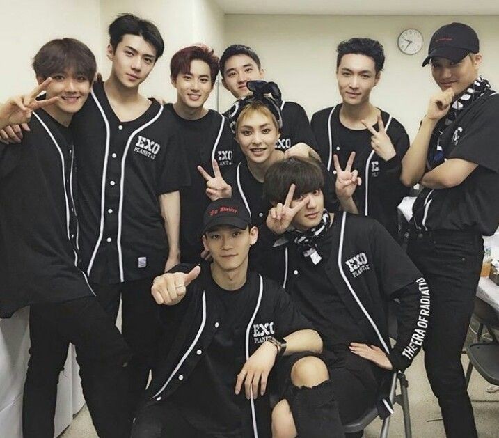 EXO୨-L👉🏻☁️SuhoTheBestLeader☁️ (@e_x_o1485) on Twitter photo 12 YEARS ON EXO PLANET
#WithEXOForLife
#12YearsWithEXO
#EXO12thAnniversary
<a href="/weareoneEXO/">EXO</a> <a href="/companysoosoo_/">Company Soosoo</a> <a href="/layzhang/">Lay Zhang</a> <a href="/B_hundred_Hyun/">Baekhyun_EXO</a> <a href="/XIUMIN_INB100/">XIUMIN_official</a> <a href="/CHEN_INB100/">CHEN_official</a> 12 YEARS ON EXO PLANET
#WithEXOForLife
#12YearsWithEXO
#EXO12thAnniversary
<a href="/weareoneEXO/">EXO</a> <a href="/companysoosoo_/">Company Soosoo</a> <a href="/layzhang/">Lay Zhang</a> <a href="/B_hundred_Hyun/">Baekhyun_EXO</a> <a href="/XIUMIN_INB100/">XIUMIN_official</a> <a href="/CHEN_INB100/">CHEN_official</a>