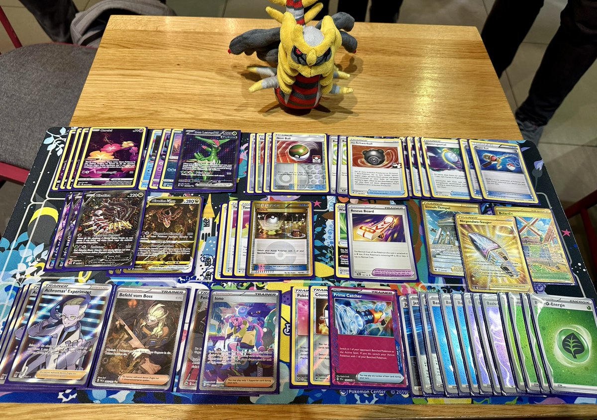 Reached my goal and got points at EUIC (T1024) which brings me really close to my worlds invite in my first season! 🥹

Played some comfeys again, as always ♥️🌺 

+50 CP 
466/500 

Thanks to my friends who supported me a lot this weekend 🫶🏻