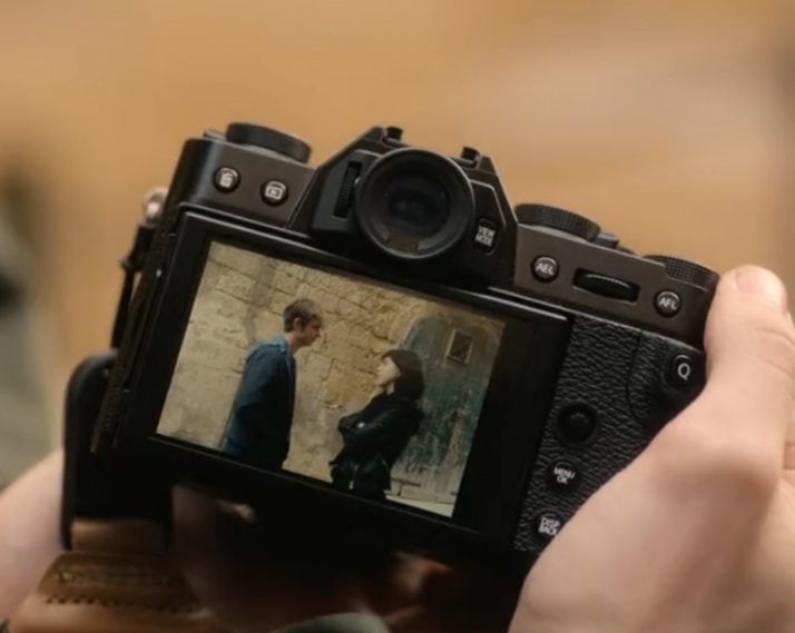 They are literally THE golden retriever boyfriend/black cat girlfriend couple. NOBODY does it like them. #AlexRider #kyralex