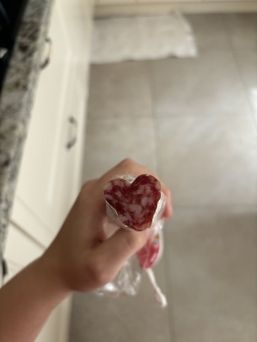 <3
