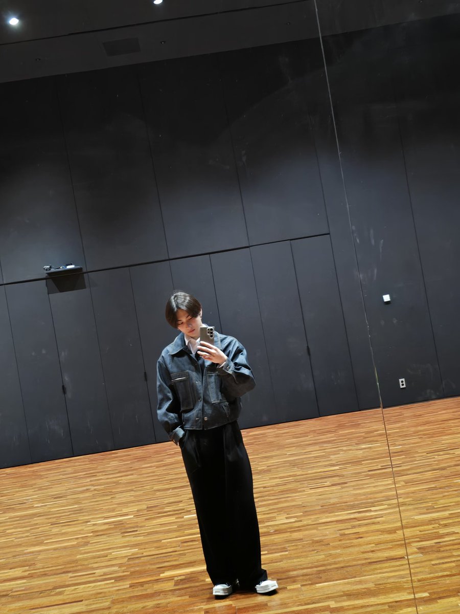 enhypenweverse's tweet photo. [ #정원’s Post ] 240407

#JUNGWON: ♡

@ENHYPEN_members @ENHYPEN #ENHYPEN #엔하이픈 https://t.co/2rbf6f75Bb