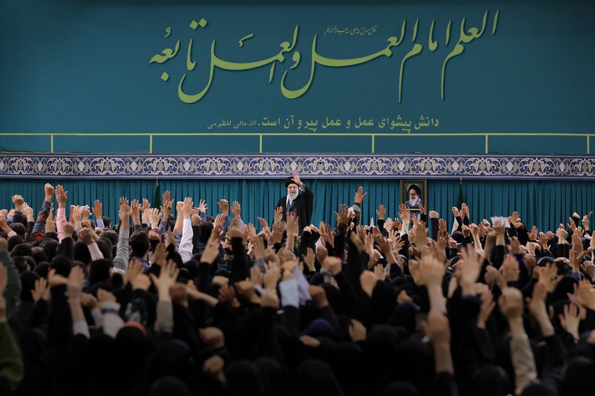 📸 Imam Khamenei met with university students Imam Khamenei met with a number of university students and representatives from student associations on the 27th day of the month of Ramadan in the Imam Khomeini Hussainiyah, April 7, 2024.