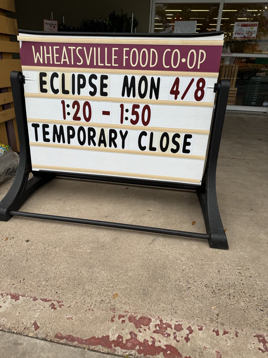Austin will experience totality tomorrow. I trust it to be a good omen despite this very dark moment we’ve entered in Texas politics. So exciting!!! #eclipse #totality #GoodOmen