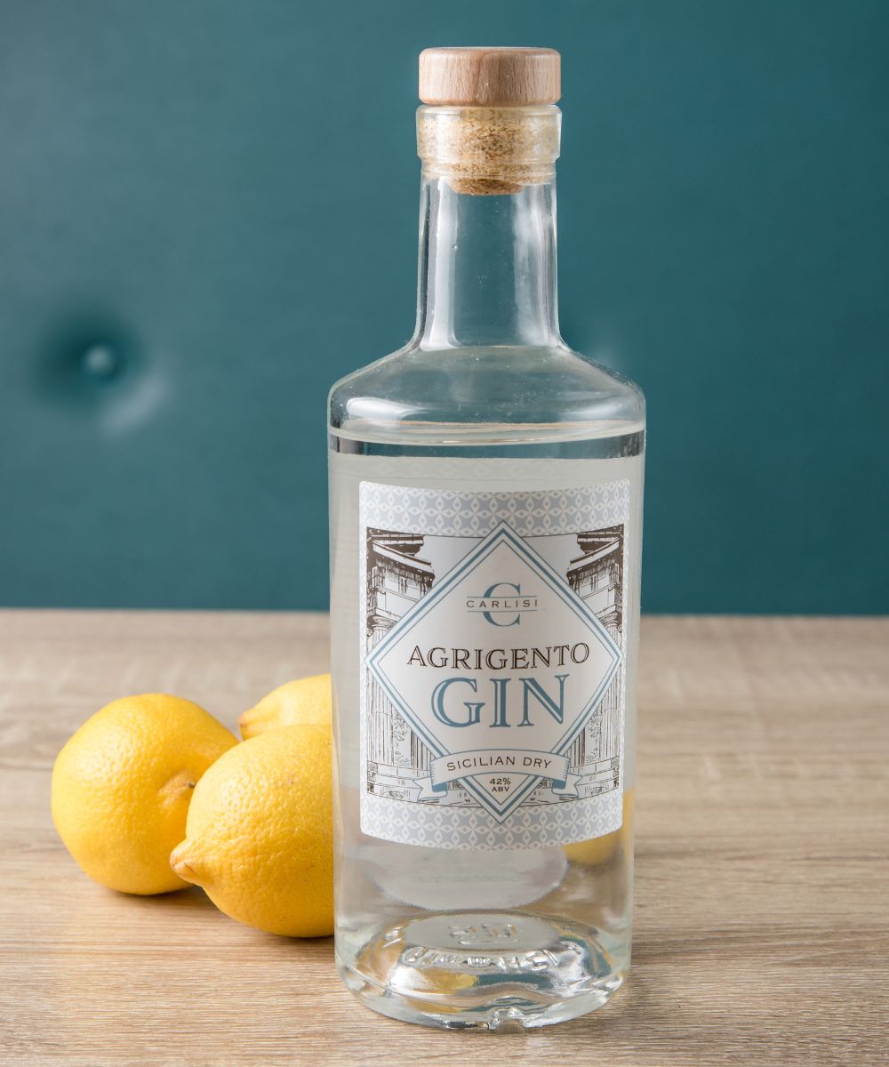 Carlisi gin is the true taste of Sicily, made with the finest imported citrus fruits and named after our hometown of Agrigento. Ask for it in your G&T, or buy a bottle from our online store: carlisi.co.uk/collections/al…