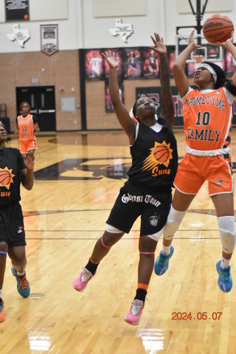 <a href="/GabbyLathers30/">Gabrielle Lathers</a> <a href="/PrimeTymeFamily/">PrimeTymeFamily</a> is showing me even more today <a href="/PGHCircuit/">Prep Girls Hoops Circuit 🏀</a> #pghdynastyregionkickoff