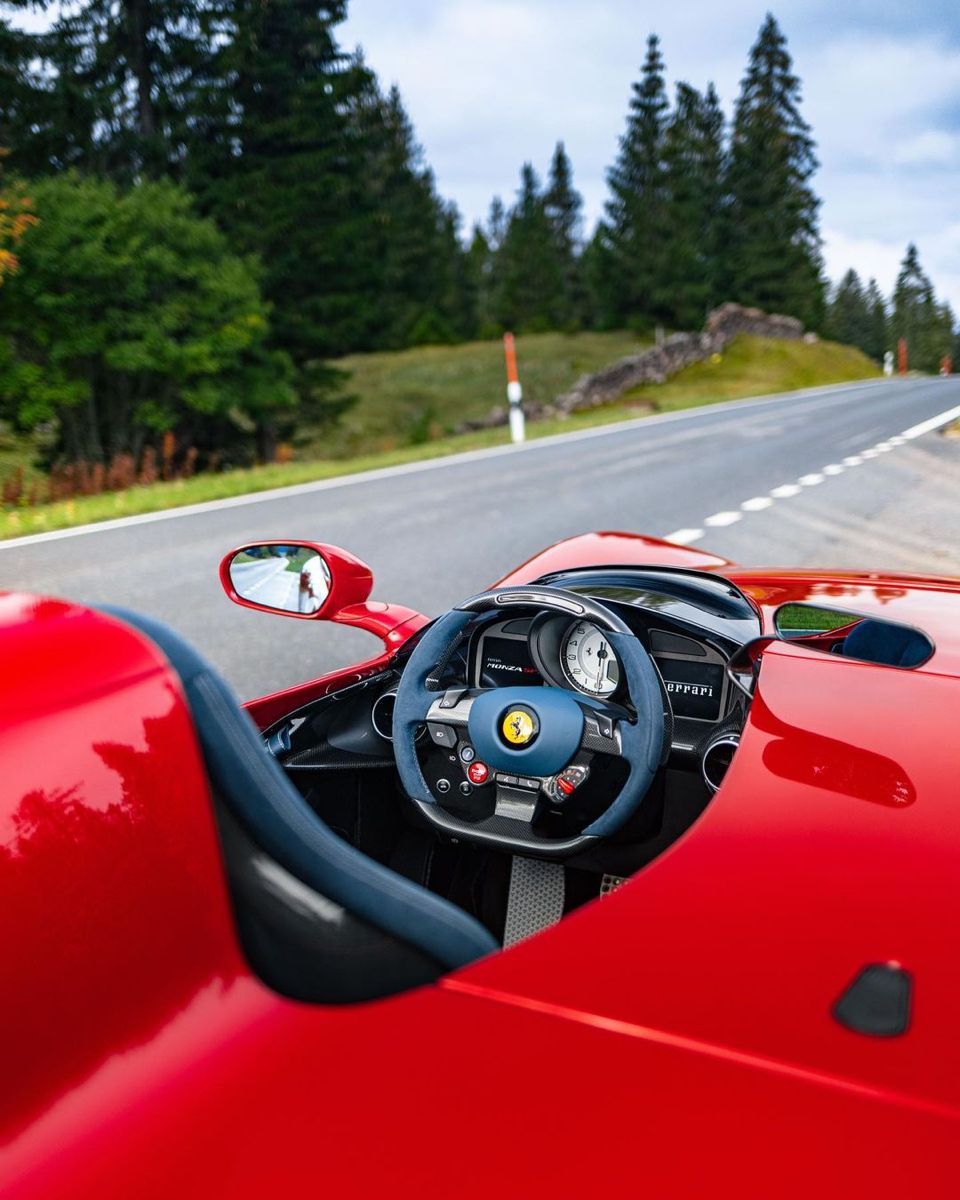#Ferrari 🇮🇹 MonzaSP1