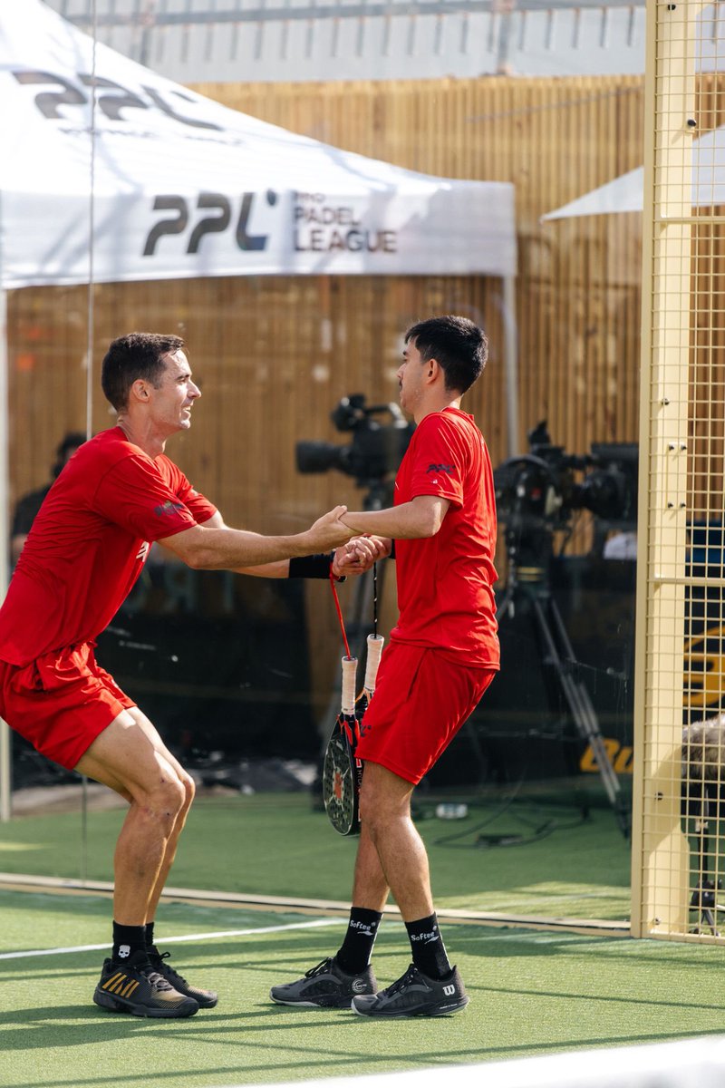 zalorubio's tweet photo. 🇺🇸🎾 1-WEEK of PPL
We’ve given everything in this first week of competition. I feel so proud to fight with this incredible team of good people. Let’s go RED!! ♦️♦️♦️
@propadelleague
#PPL #PPLVamos #PPLMiami https://t.co/GOzTBwux0C