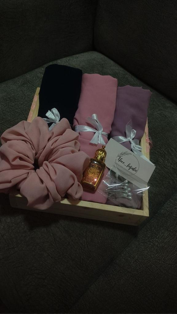 her_whisperss's tweet photo. Show me the most beautiful gift than this??? https://t.co/zSYXznt8Wp