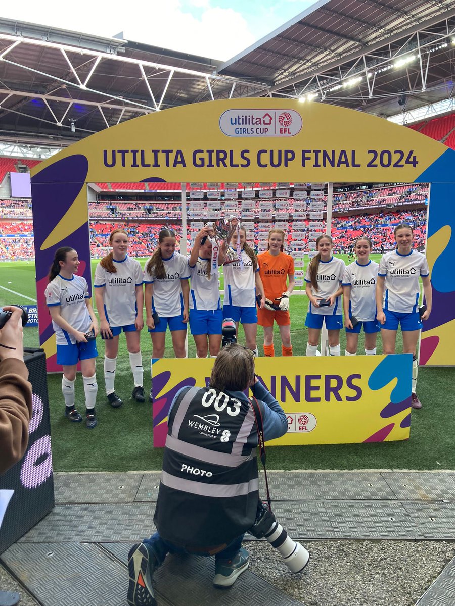 🏆 WINNERS AT WEMBLEY!

Our @WirralGirls team representing @TranmereRovers have defeated Norwich City in the #UtilitaGirlsCup national final at Wembley on penalties!

🙌 Well done girls, what a journey from our local finals all the way to a Wembley win!

#TRFC #SWA