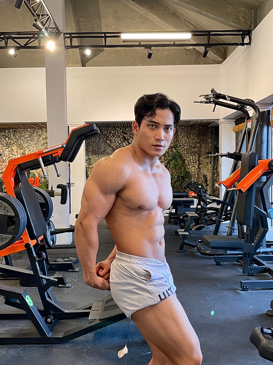 VTSOffical's tweet photo. Cuối tuần hết năng suất! 🔥 https://t.co/LNi5meog3f