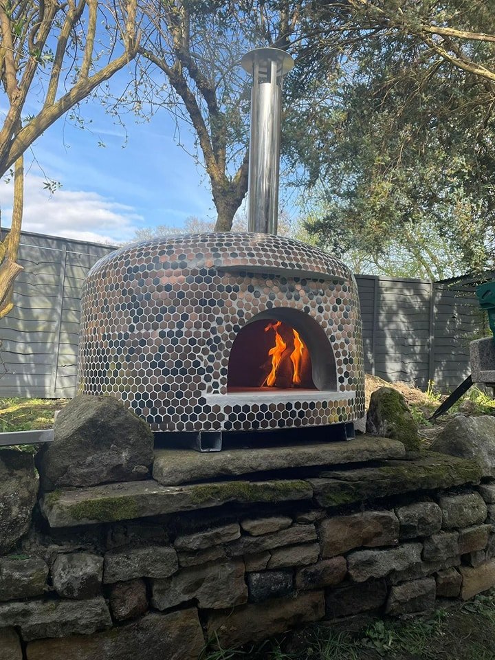 ploughhather's tweet photo. Do you have a special occasion coming up? Book our outdoor party tent complete with private bar, pizza oven and heaters.
#partytime #partytent #eatdrinkexplorepdd #specialoccasion #partyideas #partyvenue #peakdistrict #countryparty #bedandbreakfast #visitpeakdistrict https://t.co/Mk3LkOWMGz
