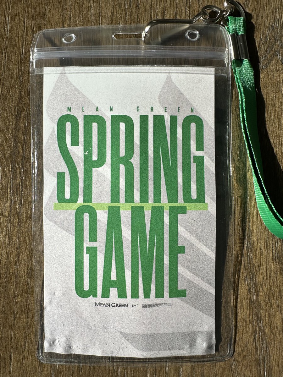 I had a great time at the @MeanGreenFB spring football game yesterday!! Thank you for having me. @TrustMyEyesO @EthanRusso_UNT @JordanDavisUNT