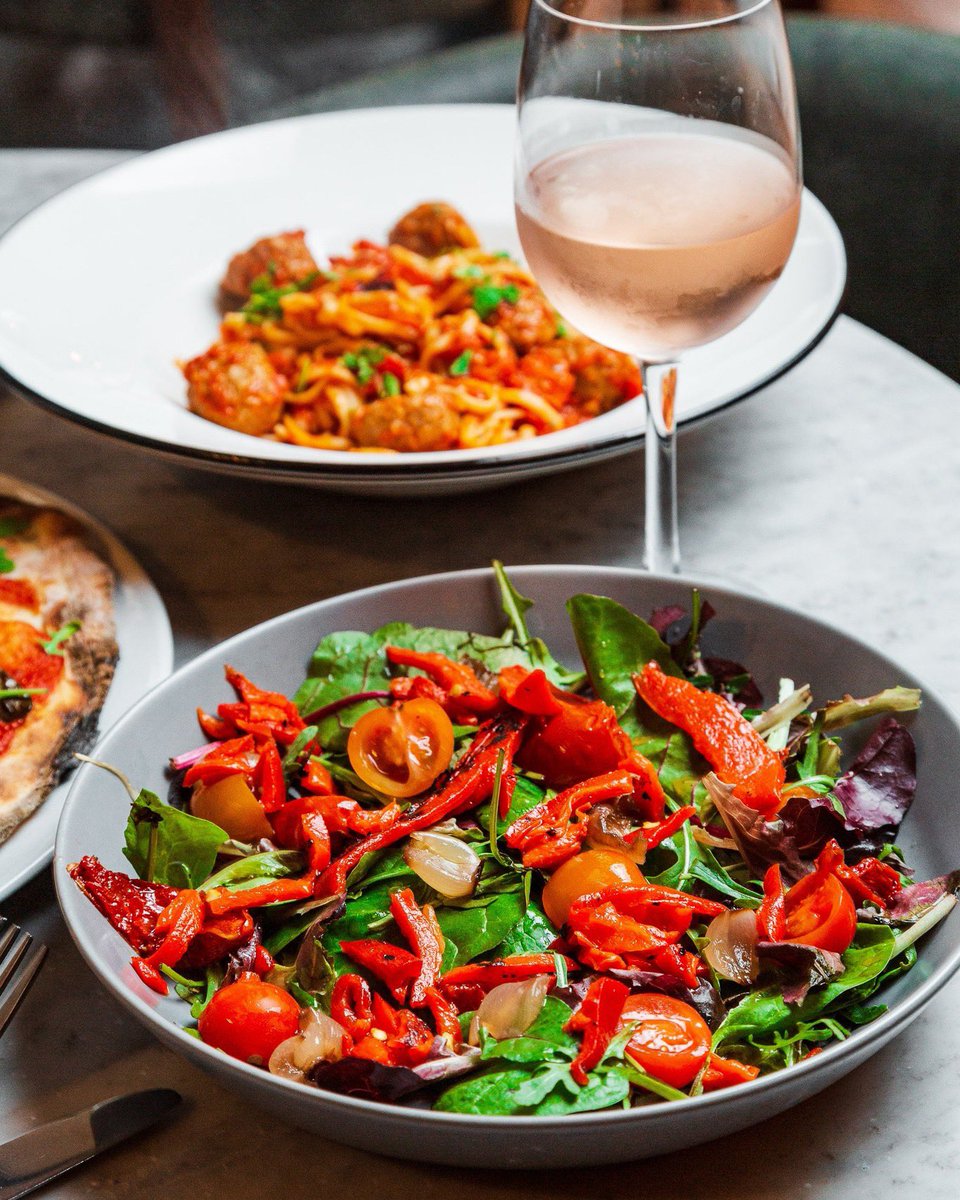 Enjoy a delicious selection of pizzas, pastas, salads and sharing boards in @1931restaurant... _________ Pop in or book a table - hopestreethotel.co.uk/dining/1931