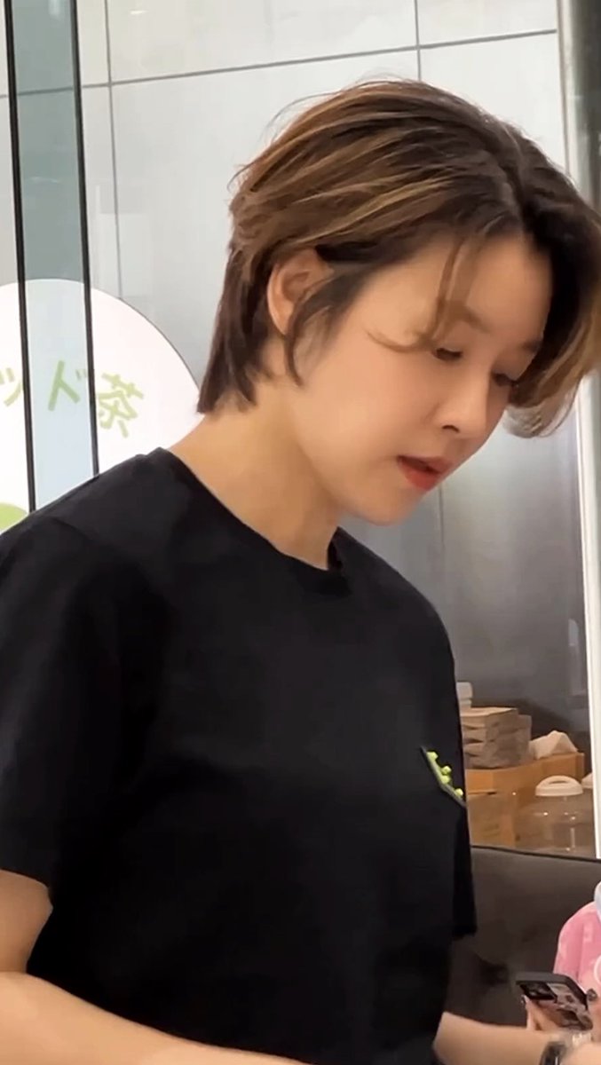 mmintjrp's tweet image. คำว่าหล่อหน้าจะมีลิขสิทธิ์เนอะเค้าจะได้ไปซื้อคำ
นี้มาไว้ให้พี่โดยเฉพาะฮื้อใจเหลวเปลวตรงสเปคสุดๆฮื้อพ่อหนุ่มน้อยหนุ่มตี๋พี่สุดหล่ออ๊ากกพี่อยากได้อะไรคะพี่บอกหนูมาเลยค่ะฮื้ออออ😭💘
@CheerNy14 #cheerny14 #เชียร์ฑิฆัมพร