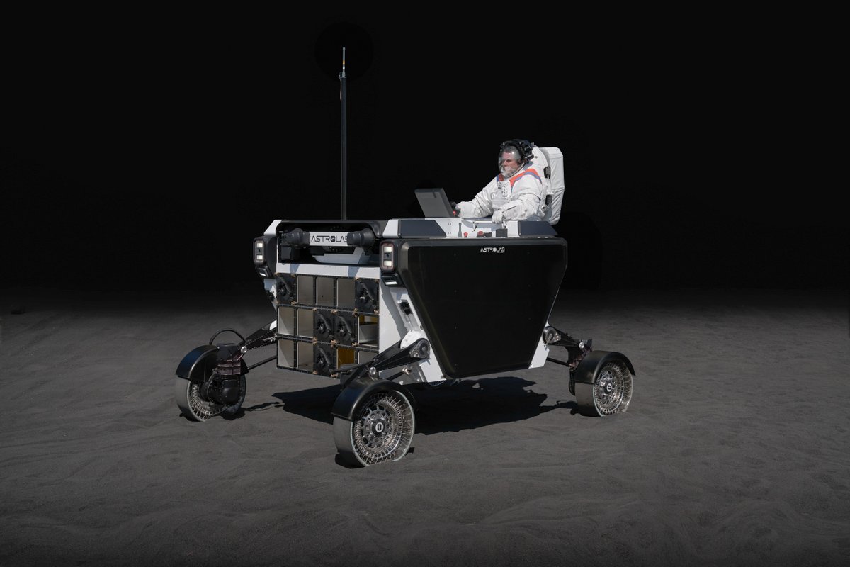 Congratulations to the @Astrolab_Space team! The FLEX rover is being designed to provide future astronauts with the ability to explore the lunar surface while wearing the #AxEMU. Read more about our partnership: bit.ly/3vHVZsU