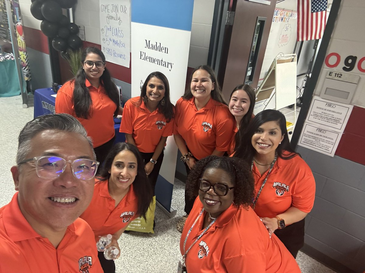 🌟 Shout out to our dedicated MYE teachers and staff for assisting us on a Saturday at the FBISD job fair to prepare for the upcoming school year! Your commitment is truly appreciated. Thank you! 🍎📚 #FBISDJobFair #TeamMYE #Education