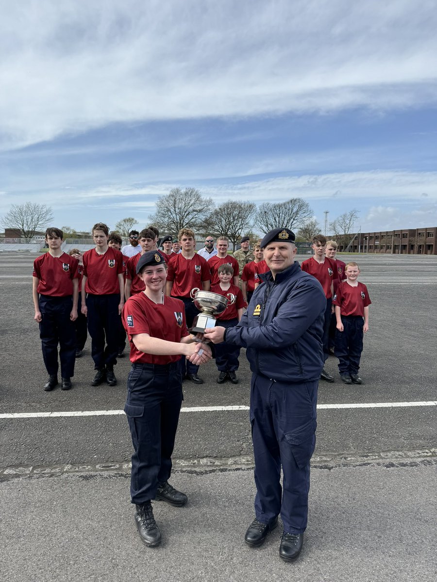 End of 2 fantastic days of #FieldGun training at @HMS_Collingwood! All the cadets did brilliantly & big well done to @SultanRNVCC-@GosportRMVCC crew for winning the first competition of the year! Great effort all round team, BZ!