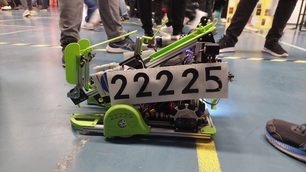Un grand merci à nos sponsors @eurecom
@arm
<a href="/Haas_Automation/">Haas Automation, Inc</a>
<a href="/volumic3D/">VOLUMIC 3D</a> sans lesquels nous n'aurions pas pu atteindre cette place en finale du <a href="/FTCTeams/">FIRST Tech Challenge</a> organisé par @first_france à <a href="/vill/">vill</a>