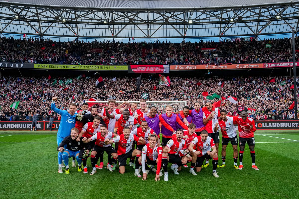 Feyenoord. Making Memories. ♥️

#feyaja