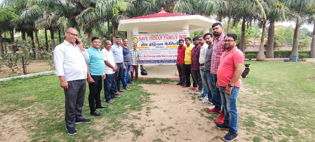 SIFJharkhand's tweet image. In India laws are extremely biased in favour of women which have led to un-explainable harassment, suffering &amp;amp; systematic torture of lakhs of innocents men and their families. Sunday weekly meeting SIF Jharkhand on 7.4.2024 Oxygen Park Morabadi Ranchi. @JharkhandPolice @PMOIndia