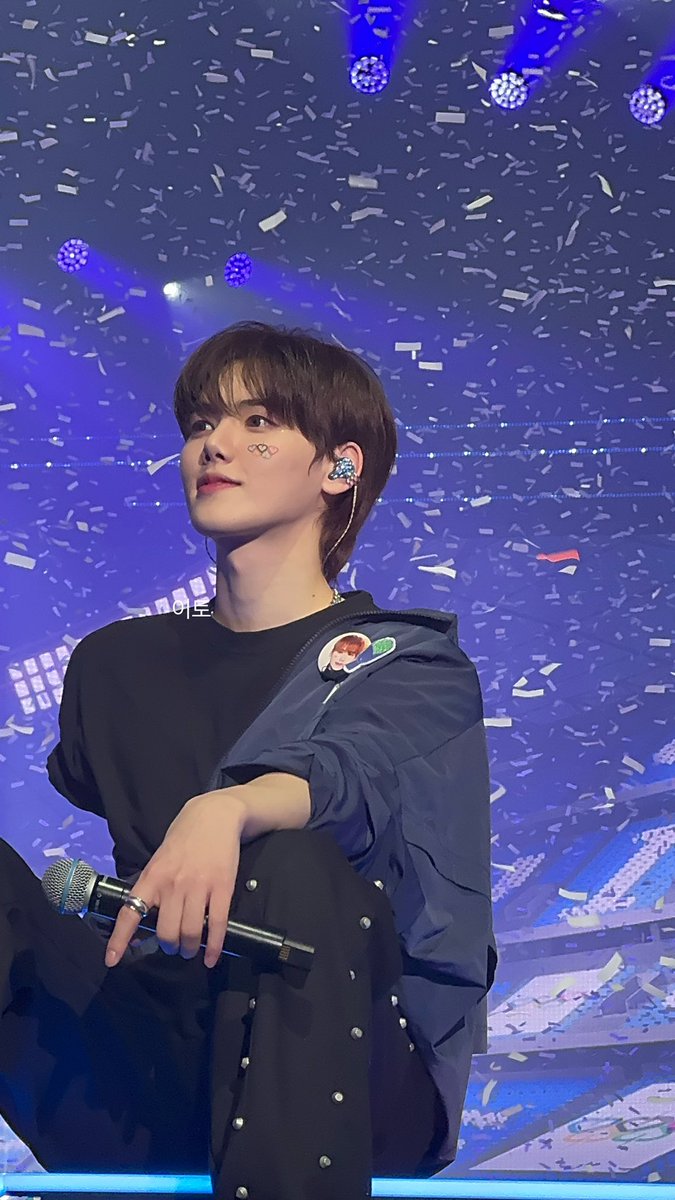 조각상이 앉아있어도 됩니까