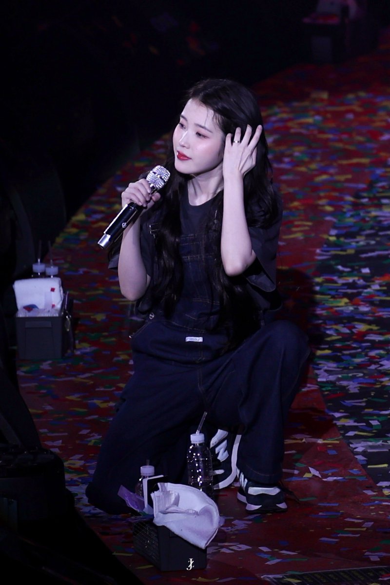 J617Z's tweet photo. [240407] 아이유 IU

2024 IU H.E.R. World Tour Concert in Taipei

#아이유 #IU #이지은 
#HER_WORLD_TOUR
#HER_WORLD_TOUR_TAIPEI https://t.co/T20hB7BLCV