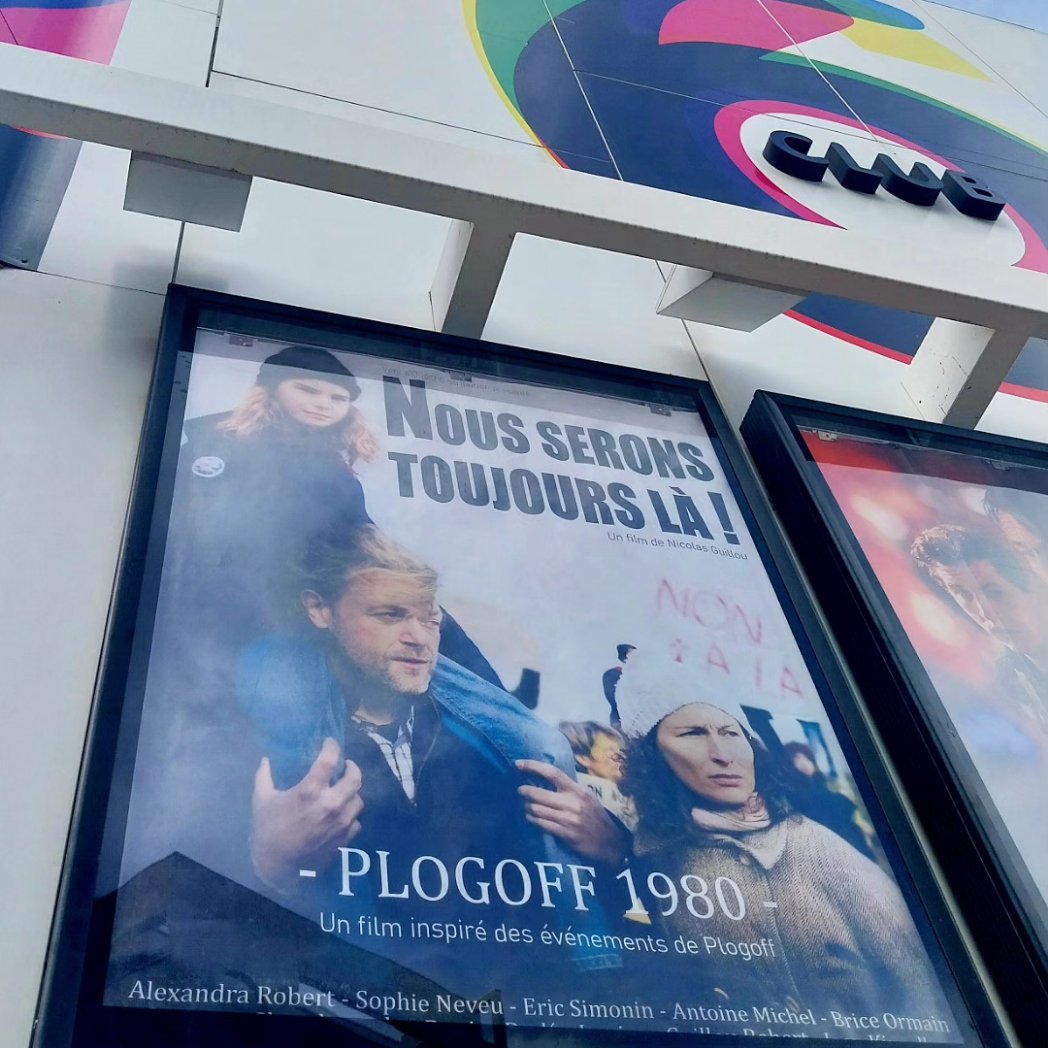 VictorienFaber's tweet photo. 📽🫶 Film "Nous serons toujours là ! / #Plogoff1980" au cinéma Club 6 de Saint-Brieuc.
Un travail de mémoire remarquable au sujet de cette lutte historique contre le projet d'installation d'une centrale nucléaire.

Une histoire victorieuse de combat et de solidarité !

#Finistère https://t.co/wWhgfP382f