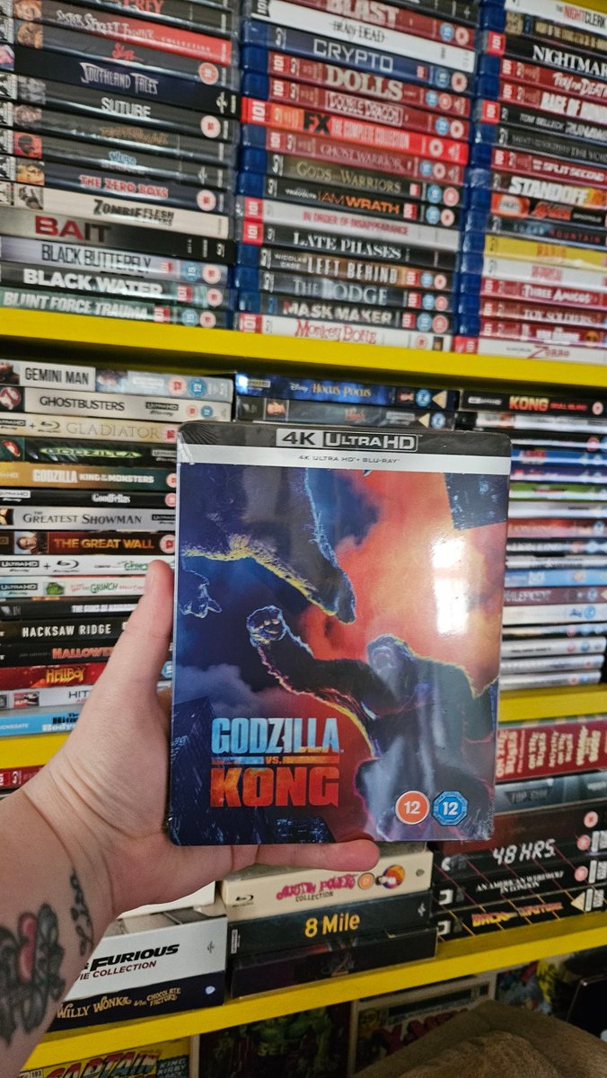 First time watch
Getting ready for tomorrow for the new movie
#godzilla #kingkong #godzillavskingkong #4k #movietime #firsttimewatch #steelbook #4ksteelbook