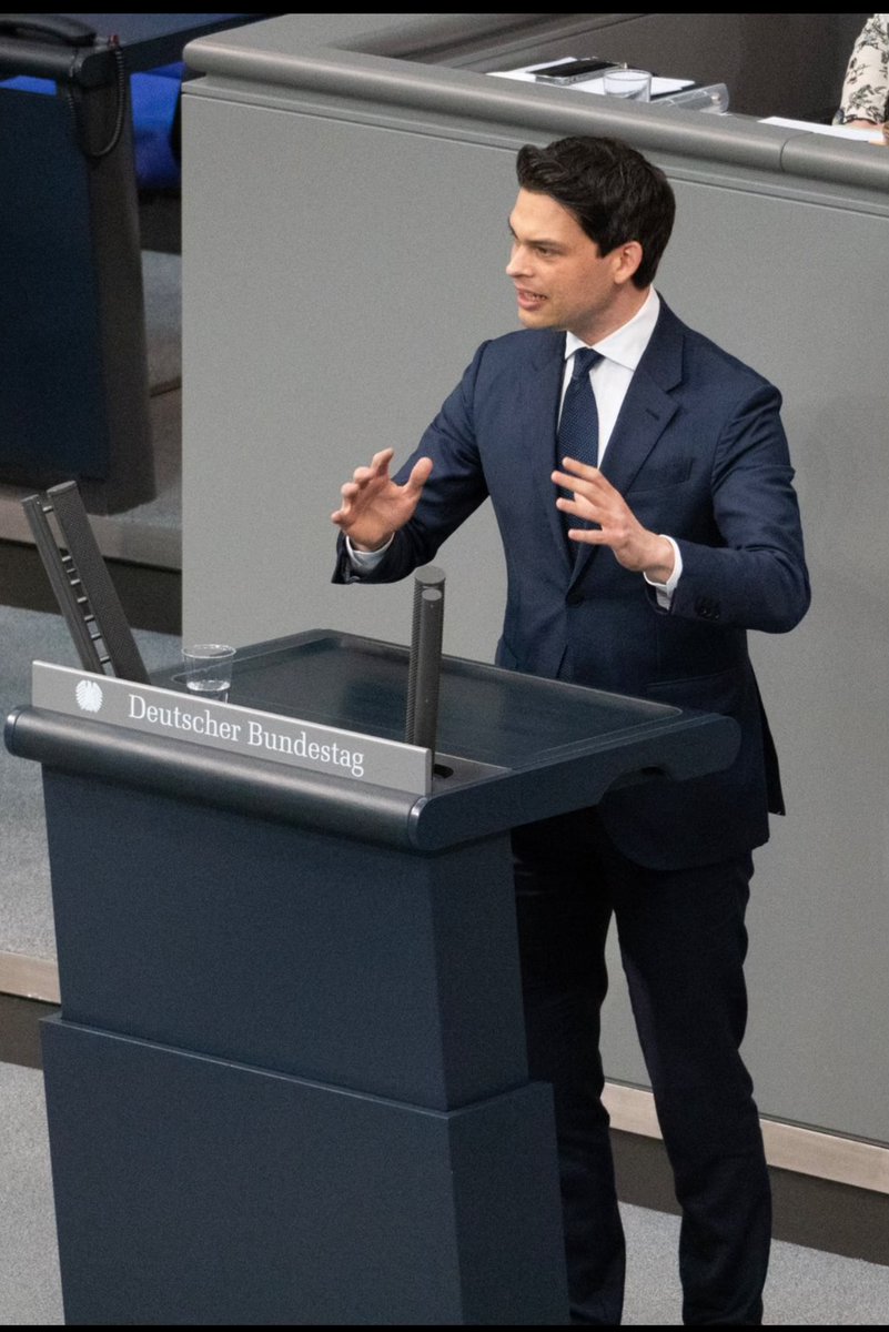 Heute geht’s für mich wieder nach Berlin – die nächste Sitzungswoche steht an. Ich bin hochmotiviert, alles für Sie zu geben. 💪🏻 #Bundestag #Berlin #Sitzungswoche #CDU