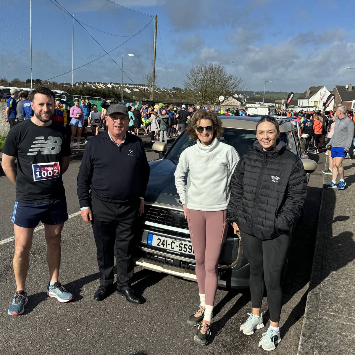 Kearys MINI proudly sponsor the Sonia O Sullivan 10 Mile Road race! What a morning in Cobh☀️ The All-New MINI Countryman was the lead car. Well done to all participants. #MINIBIGLOVEDAYS