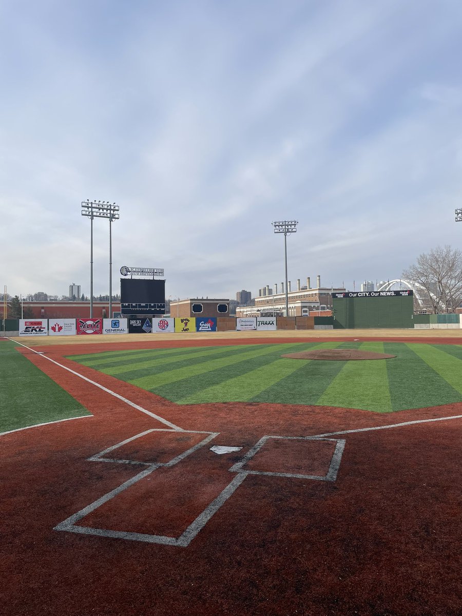 Junior Varsity Game Day! The Hawks take on the Parkland Twins at RE/MAX Field at 12 & 3pm.