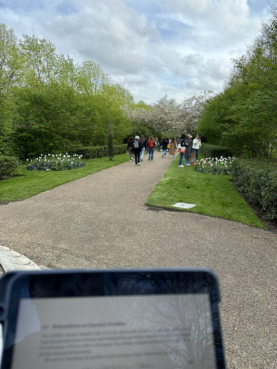 look at all the pathetic souls on a Sunday afternoon. mindlessly strolling around Regent’s Park like sheep taking pictures of flowers. they don’t have even the slightest idea that Ridge Regression dominates OLS for a range of values even when there is zero multicollinearity.