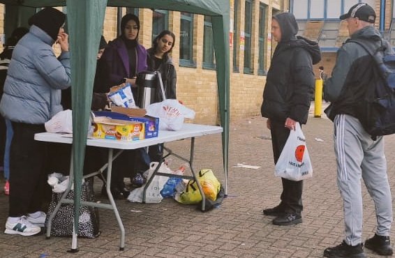 FEEDING THE NEEDY: As many go without food in our community, our volunteers were out handing much needed food parcels across Redbridge today. It was an amazing effort from everyone, as we fight to tackle poverty. Contact us for our next session, and be a #ChangeMaker.