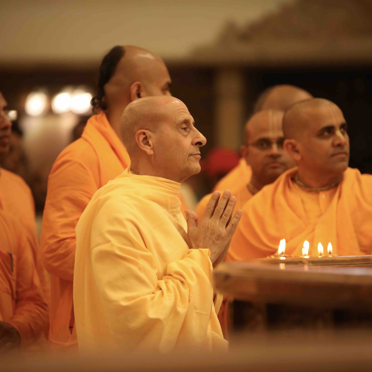 “The more serious you are about spiritual life, the more you keep your mind in captivity.” - His Holiness Radhanath Swami #spiritual #life #radhanathswami