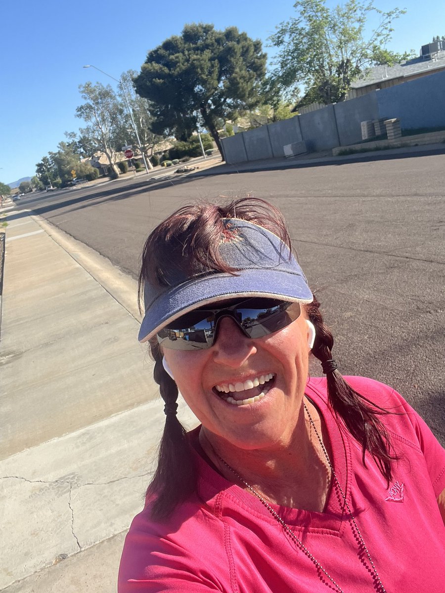 Got in a 3.5 mile run this morning! Sure feels great getting the miles in 🙂#AzRunGirl #Run #Runner #Exercise #Healthy Workout #StayTone #PavementTherapy#Happy #Sunshine #Outdoors