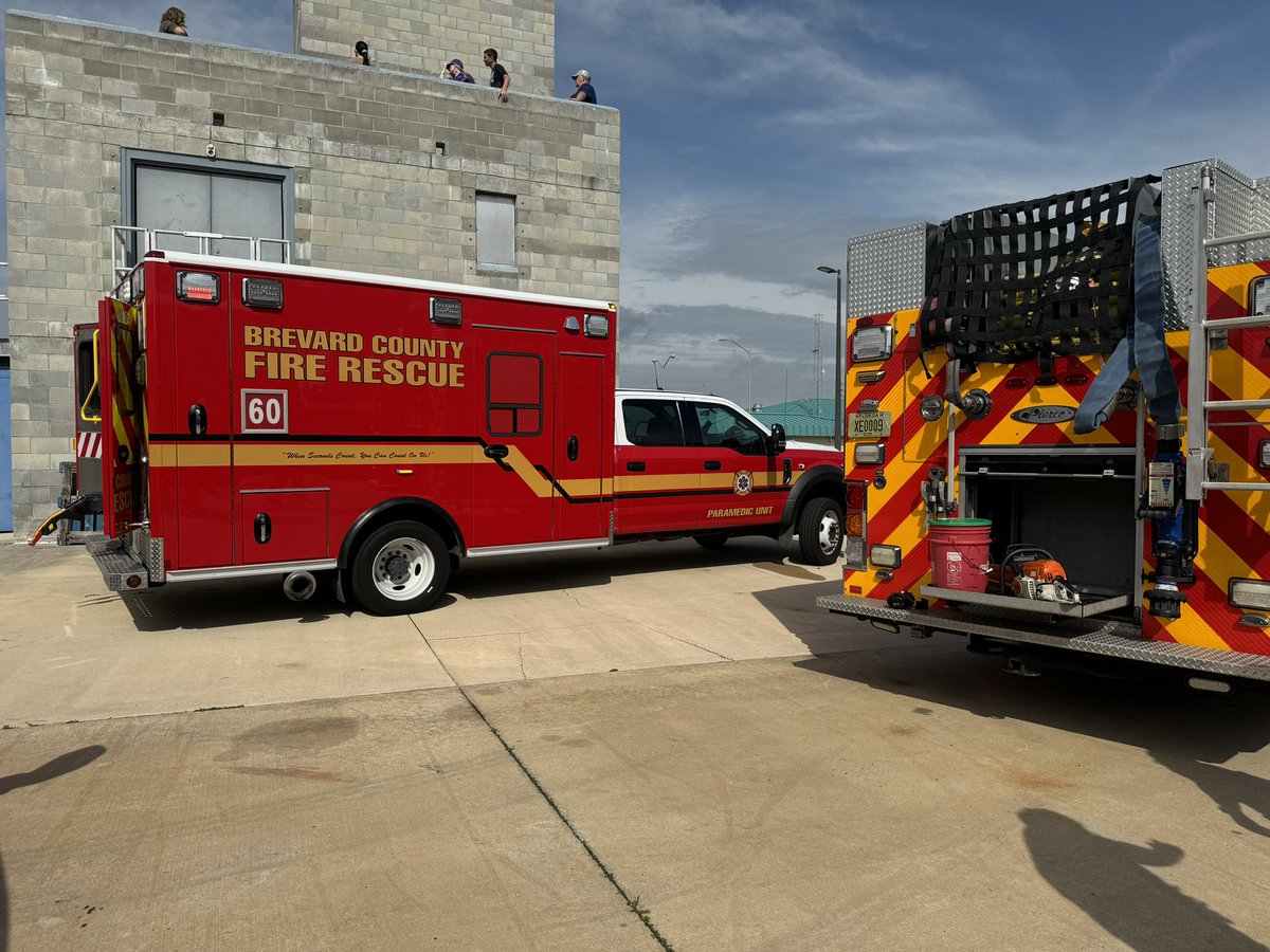 BCFREMS's tweet photo. Greatly appreciate the opportunity to train with our municipal & Health First aeromedical partners during a mock trauma drill held at the Cape Canaveral VFD Station 52. Community partners at work with an unwavering commitment to quality patient care. #PartnersAtWork #BCFREMS https://t.co/z57pkcCwmL