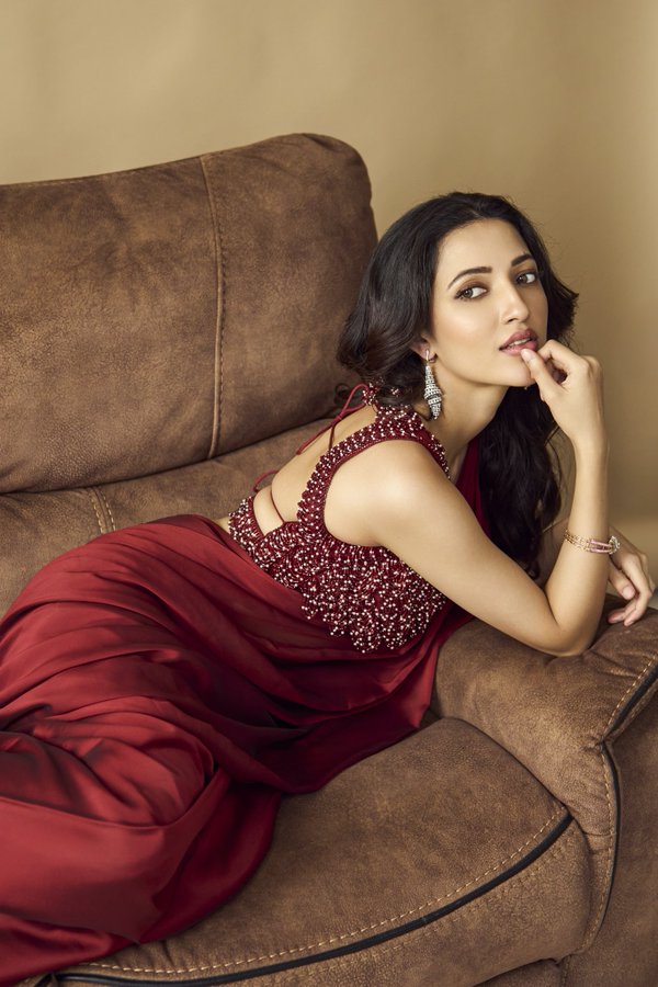 GKkpP9gW4AAOSSi?format=jpg&name=900x900