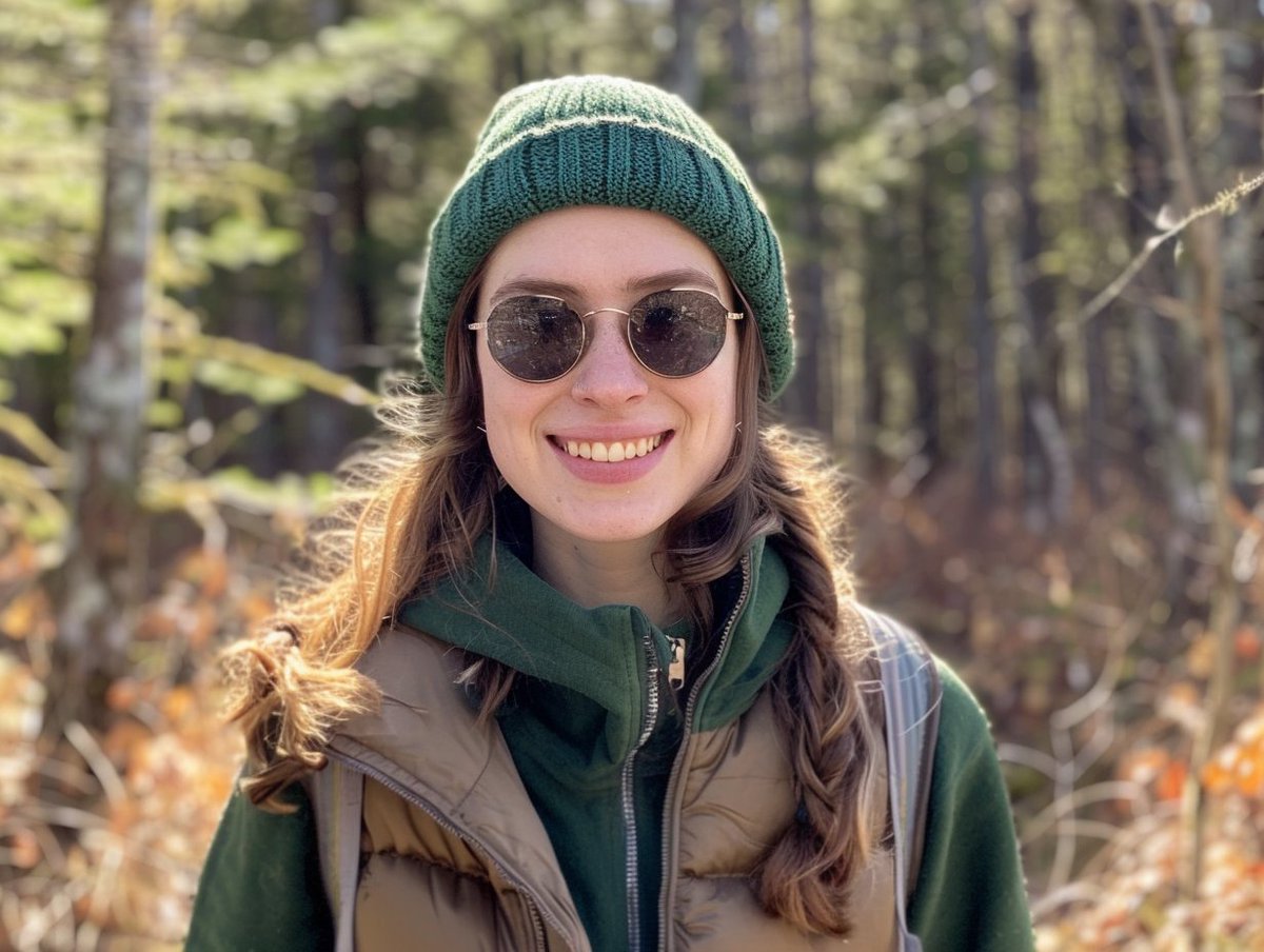 Meet Alicia Barrow, a 23-year-old environmental science student on a mission to make a difference in the world.

#unhumansofai #aiart #thisisaiart #aiphoto #storytelling #aigenerated #suny #environmentaleducation  #portraitphotography #documentary #environmentaljustice