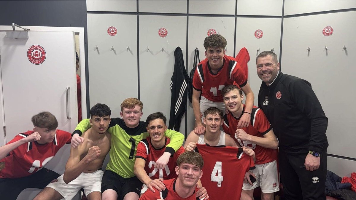 A proud moment as a coach for a special group of players 💙
CHAMPIONS 🏆 <a href="/KentYouthLeague/">KentYouthLeague</a>