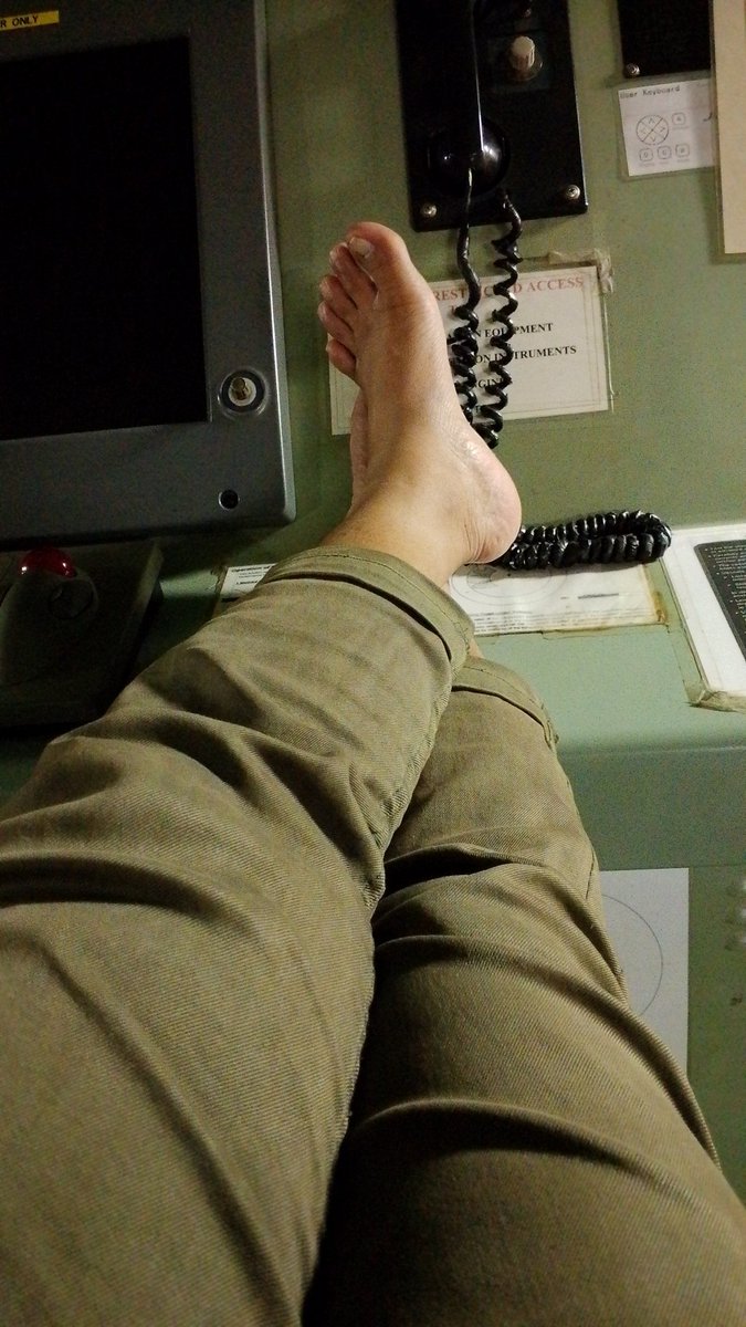 Santai malam Senin..besok lanjut kerja lagi 😁