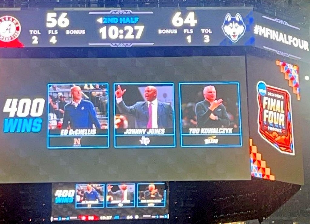 Tigers fans, Coaches recognized during the Final Four Semifinal game last night for their 400th victory. Huge exposure for TSU and Our Head Coach Johnny Jones #BeLegendary #GoTigers #TexasSouthernBasketball #TSUProud