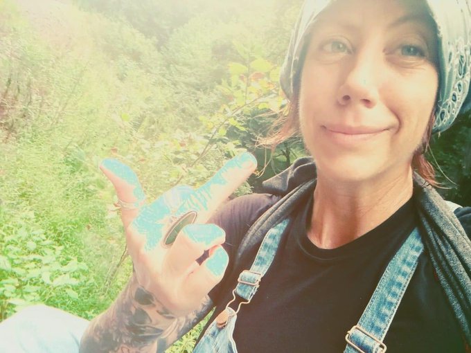 I am so incredibly motivated and optimistic. Fucking love this shit. https://t.co/THxFnUp5Sj<a href="/tag/leaveyoursoulatthedoor"class="tags"><span>#leaveyoursoulatthedoor</span></a>