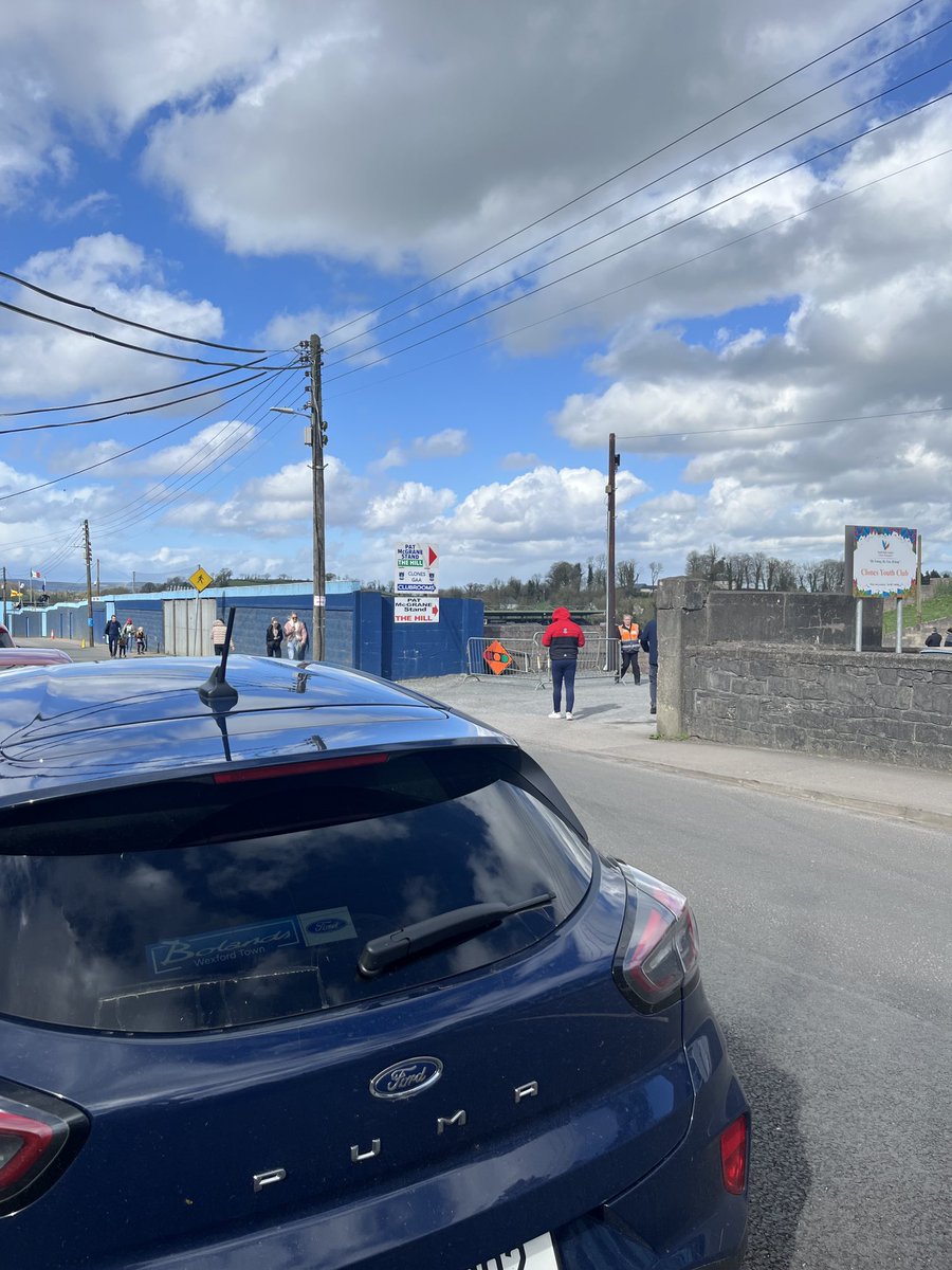 Left Dublin 2.20pm, arrived Clones a minute to throw-in & found a parking space here. Hope @Monaghangaa get a similar result after what looks like being another tight affair.