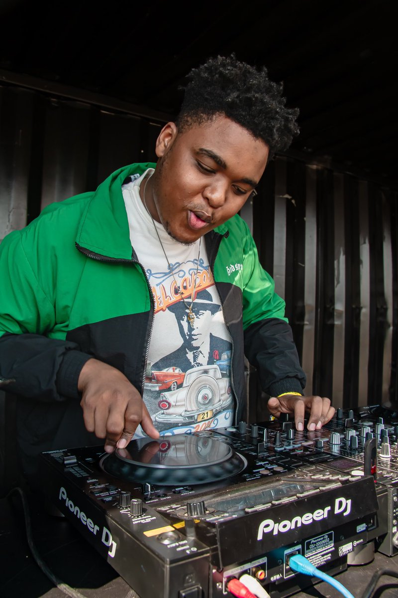SoulJam_sa's tweet photo. CF24🇿🇦
#cottonfest2024 #johannesburg #votecottonfest #votemusic #votelifestyle #votefashion #votesport #voteart
📍: @CottonFestJHB
📸: @whoistkay https://t.co/7LQr7eEitE