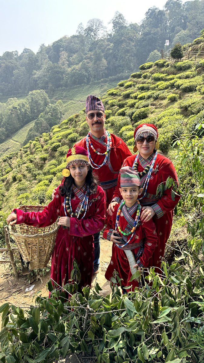 MrSunilVerma's tweet photo. Embracing local attire of Darjerling with style!🌟
Sporting traditional Darjeeling attire with my beautiful family. 💖 From the hills to your screen, celebrating culture and heritage.
#DarjeelingDiaries #FamilyFirst #TraditionalFashion #CultureConnection #darjeeling https://t.co/QIAu349zlt