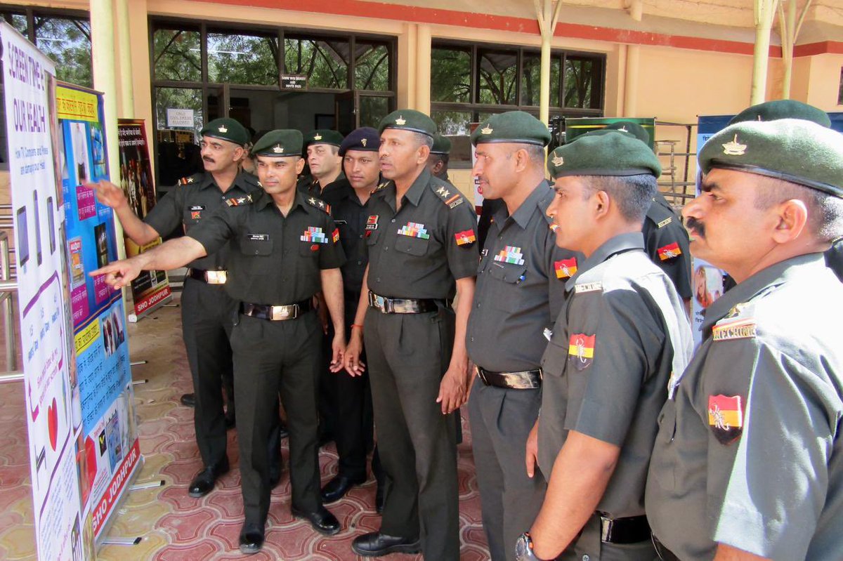 IaSouthern's tweet photo. "My Health, My Right'

#KonarkCorps Healers organised events at #Jodhpur to commemorate #WorldHealthDay. A Health Walk was followed by cardiovascular &amp; diabetes risk assessment. Skit with interactive quiz &amp; exhibition on environmental health was also conducted.

#HealthForAll https://t.co/Jh3rT4figB