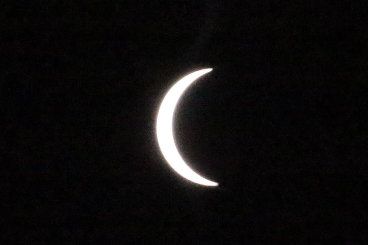 bcherry4's tweet photo. Pictures from the 2017 Eclipse in Columbia SC https://t.co/xHqVZIu1J9